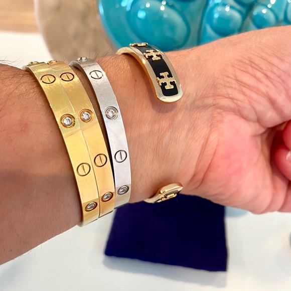 NWOT Authentic Luxury Minimalist Tory Burch Enamel Raised Logo Cuff - Picture 9 of 17